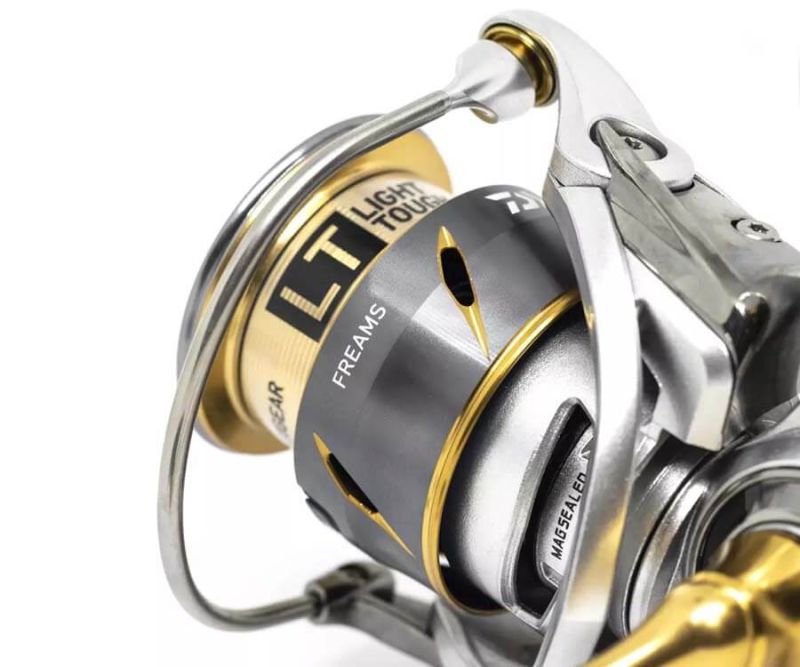 Катушка Daiwa 21 Freams LT 3000-C